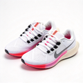 Nike Air Zoom Pegasus – White/Black/Green | React foam + Zoom Air cushioning | Breathable mesh upper | Roomy toe box design | Suitable for road running and everyday wear | Unisex style