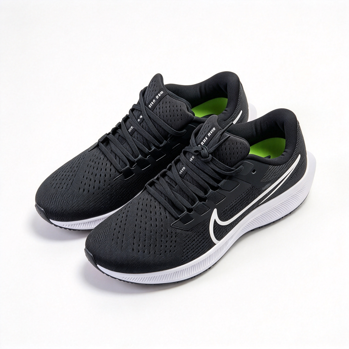 Nike Air Zoom Pegasus | Black/White/Green | React foam + Zoom Air cushioning | Breathable mesh upper | Spacious toe box design | Suitable for road running and everyday wear | Unisex style