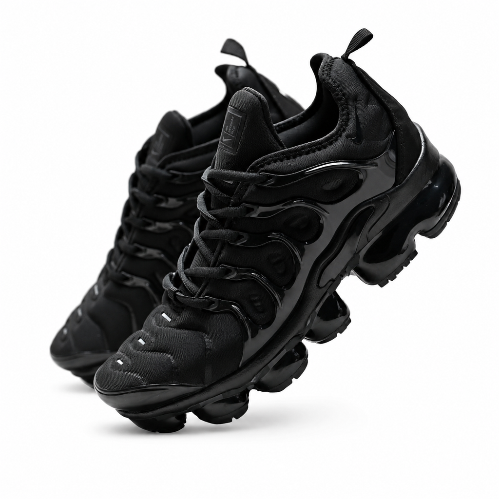 Nike Air VaporMax Plus | Triple Black Mesh + Glossy TPU Overlays + Full-Length VaporMax Cushioning, Men's Futuristic Running & Lifestyle Sneakers, Dark Aesthetic & All-Day Comfort