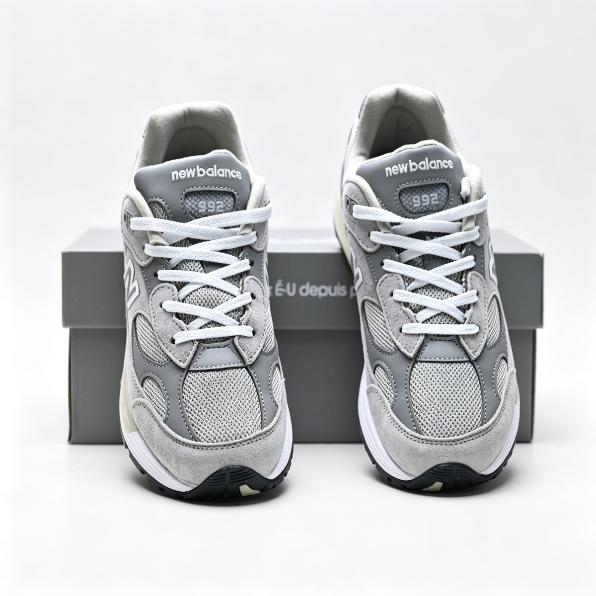 New Balance 992 'Classic Grey' | Premium Suede & Mesh + ABZORB Cushioning + Made in USA, Unisex Lifestyle Sneakers, Iconic Retro Runner & Steve Jobs Style Dad Shoes